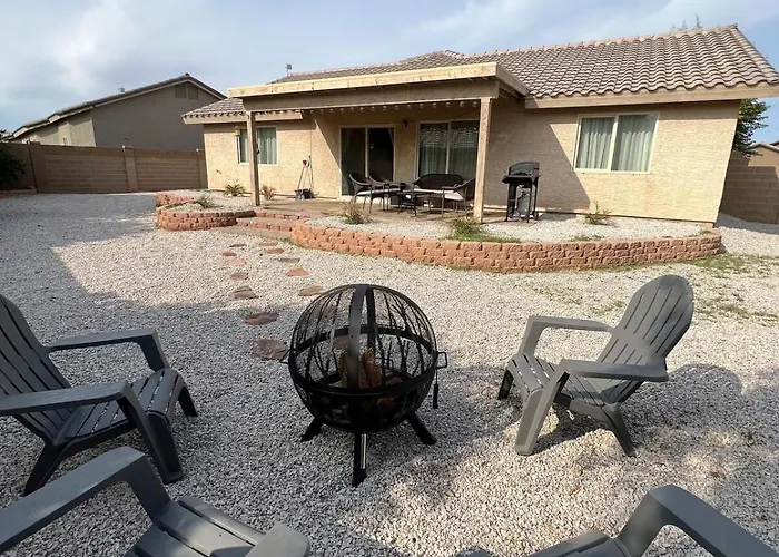 Our Cozy Fully Equipped Holiday home *